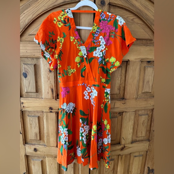 Karen Millen 100% Silk Floral Wrap Dress NWT - Picture 7 of 13